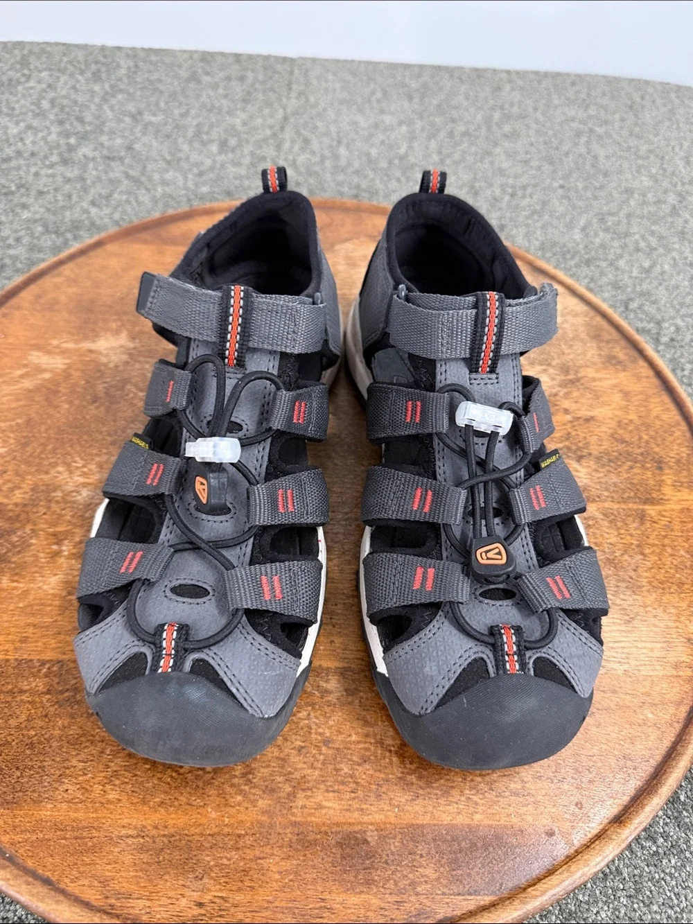 Keen Sandals Kids Youth 4 Gray Black Sport Fisherman Water Shoes Closed Toe Wash